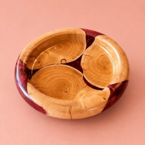 Red resin and reclaimed wood Plate